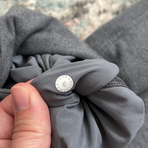 Lululemon Hello Sunday Crop - Picture 6 of 9